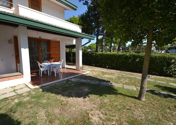 Two-level Flat With Shared Pool Apartment Bibione