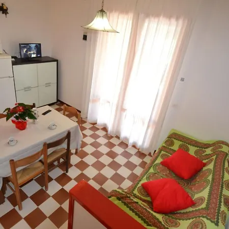 Two-level Flat With Shared Pool Daire