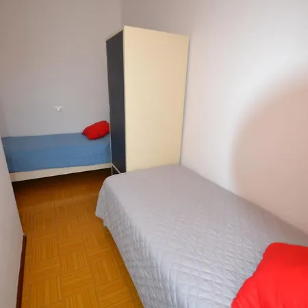 Two-level Flat With Shared Pool Bibione